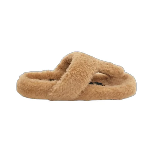 Ease Toe Post Sandal In Shearling