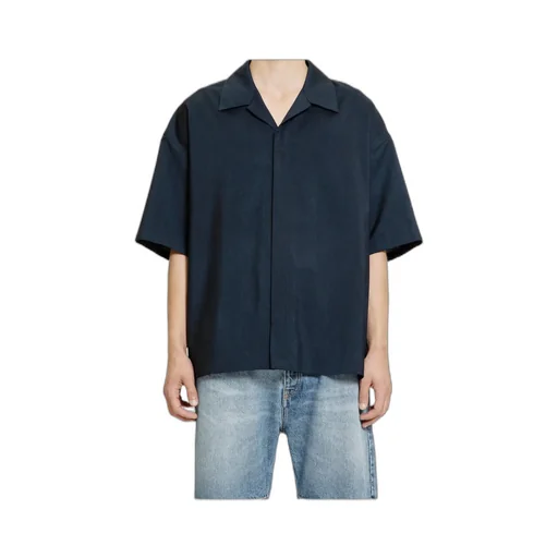 Short-Sleeved Shirt
