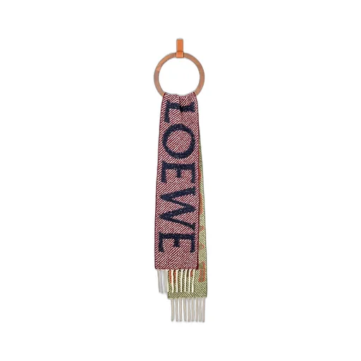 Chunky Fringed Edge Scarf
