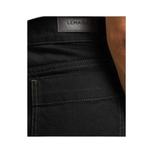 High-Waisted Curved Jeans