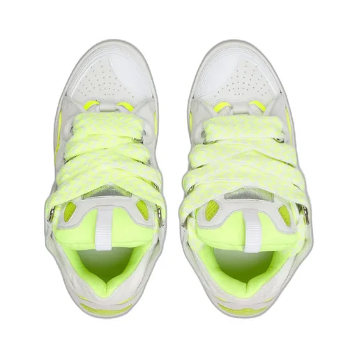 Curb Sneakers