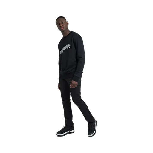 Round-Necked Casual Sweater