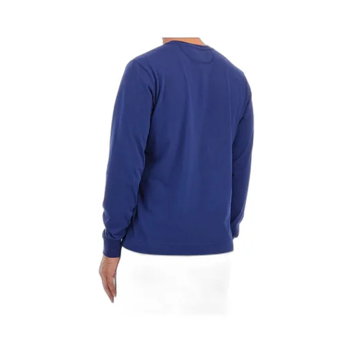 Long-Sleeved T-Shirt