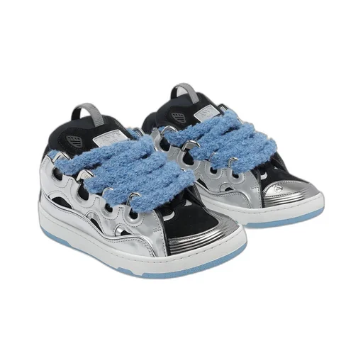 Curb Sneakers