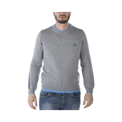 Long-Sleeved Pullover