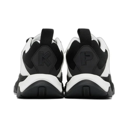Logo Sneakers