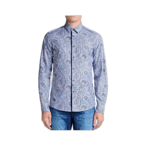 Long-Sleeved Shirt