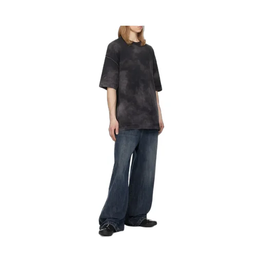 Short-Sleeved T-Shirt