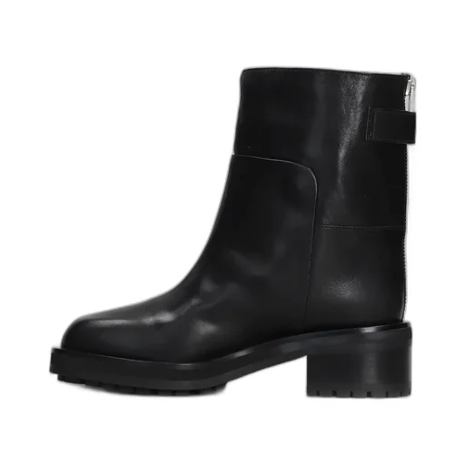 Square-Toed Short Boots