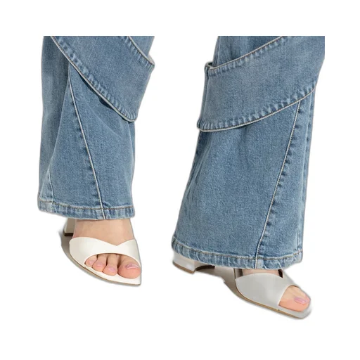 Saeda Embellished Sandals