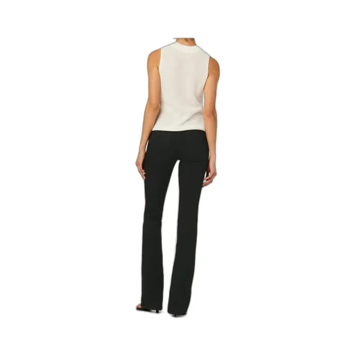 Belt-Loop Jeans