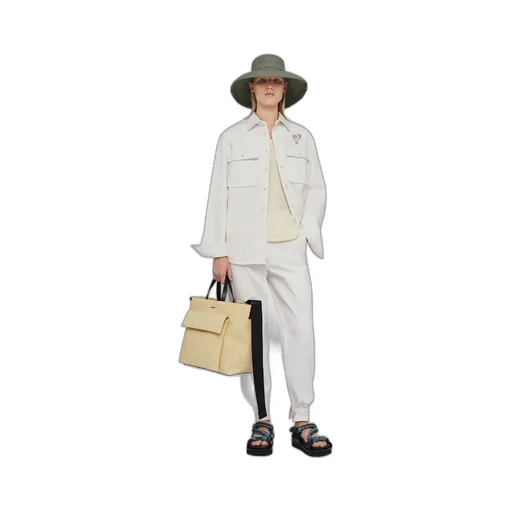 Buttoned Long-Sleeved Shirt