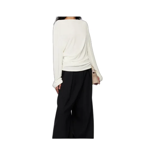 Long-Sleeved Backless Top