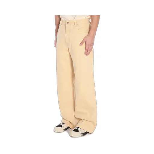 Belt-Loop Jeans