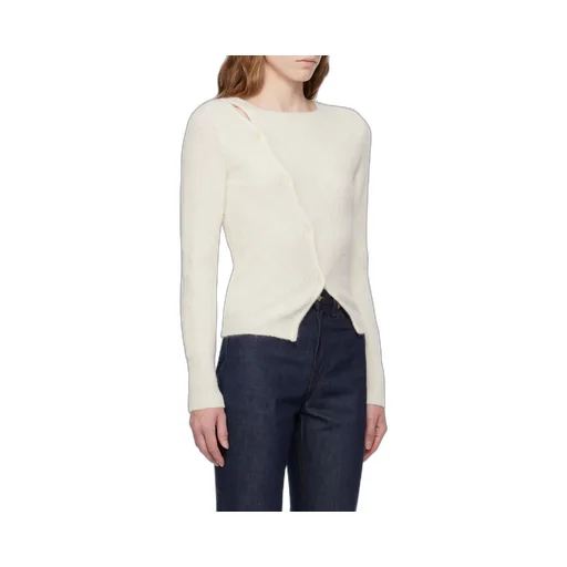 Long-Sleeved Knitted Sweater