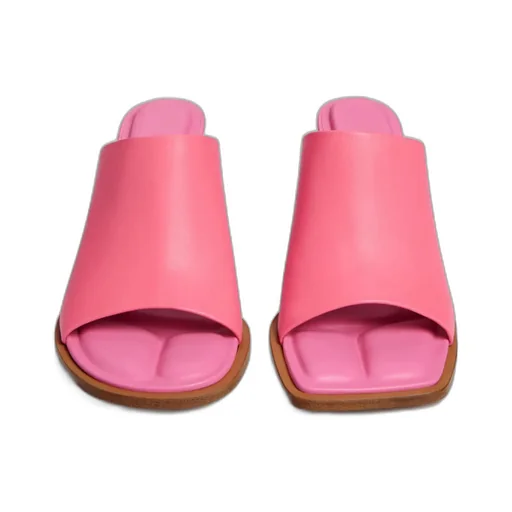Asymmetrical Geometric Mules