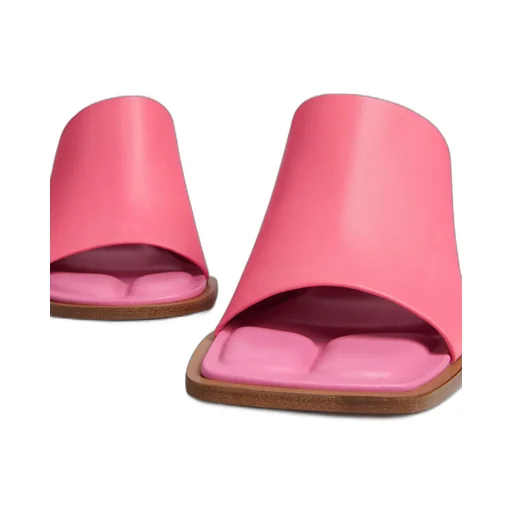 Asymmetrical Geometric Mules
