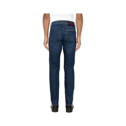 Belt-Loop Jeans