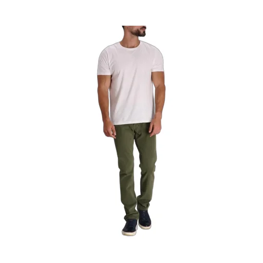 Logo-Patch Straight-Leg Jeans