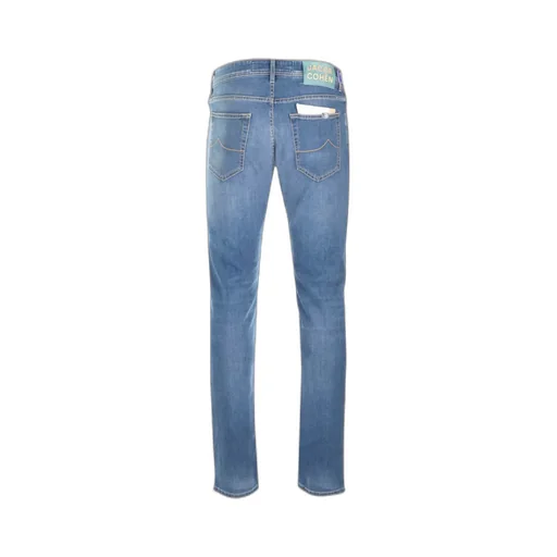 Belt-Loop Jeans