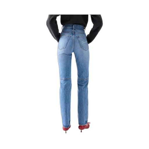 Straight Jeans