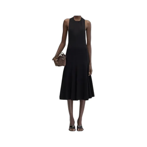 The Favola Dress