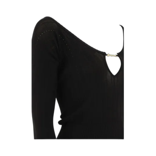 Long-Sleeved T-Shirt