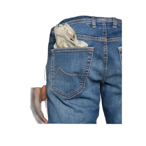 Straight Jeans