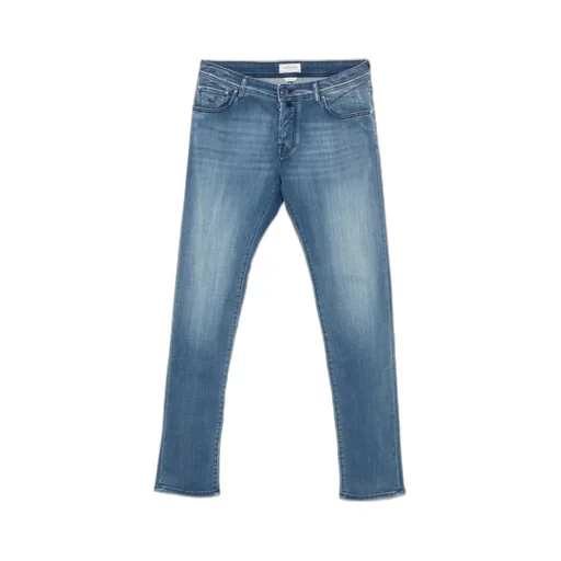 Buttoned Jeans