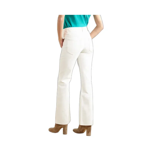 Belvira Flared Jeans