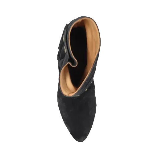 Stania Flat-Heeled Boots