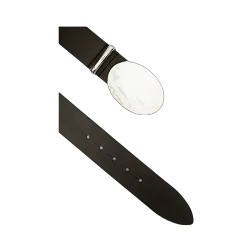 Leonie Belt