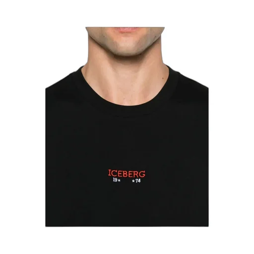 X Peanuts Crew-Neck T-Shirt