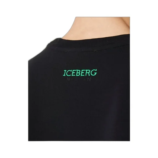 Graphic-Print T-Shirt
