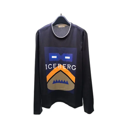 T-Shirt With Round Neck And Long Sleeves