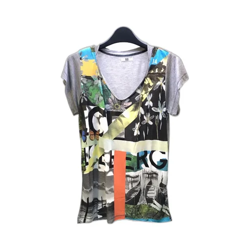 V-Collar Short-Sleeved T-Shirt
