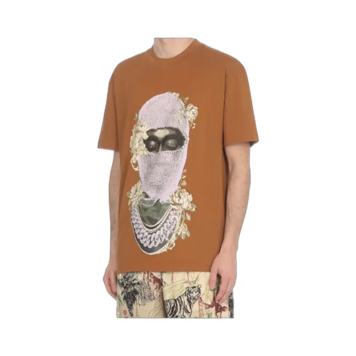 Short-Sleeved T-Shirt