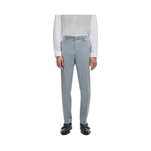 Long-Sleeved Suit