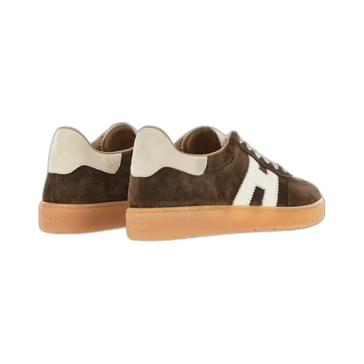 H647 Low-Top Sneakers