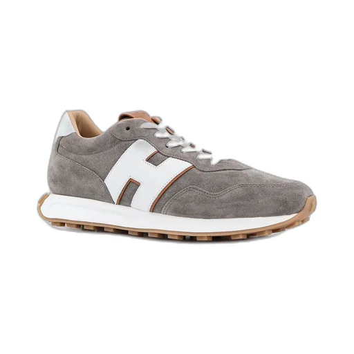Low-Top Sneakers