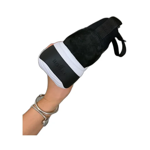 Interaction Low-Top Sneakers