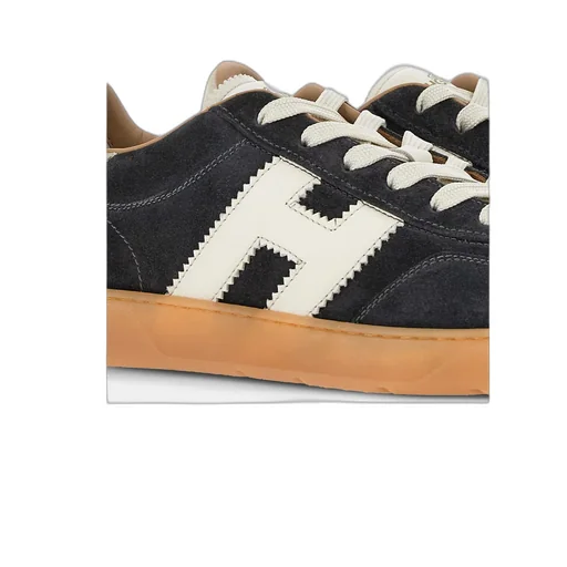 H647 Logo-Patch Low-Top Sneakers