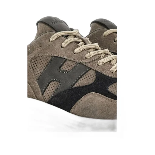 Hyperlight Side Logo Patch Sneakers