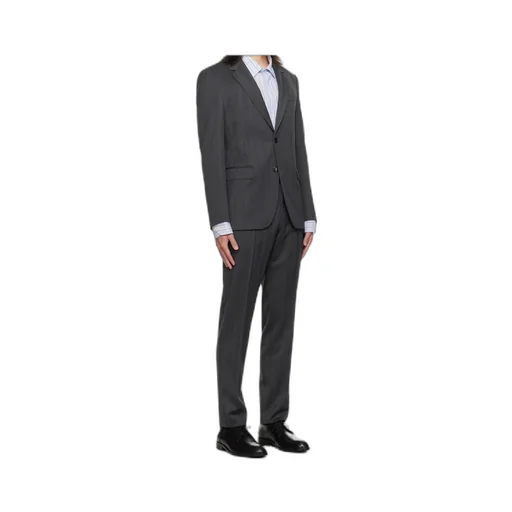 Long-Sleeved Suit