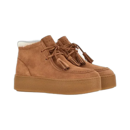 Lace-Up Round Toe Boots