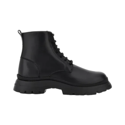 H692 Boots