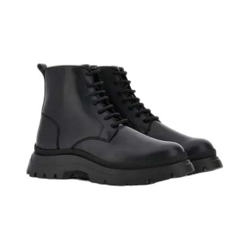 H692 Boots