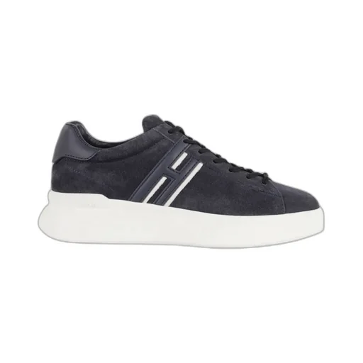 Round Toe Low-Top Sneakers