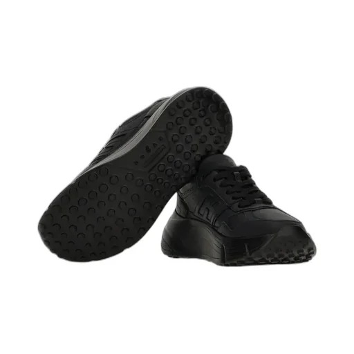 H669 Sneakers