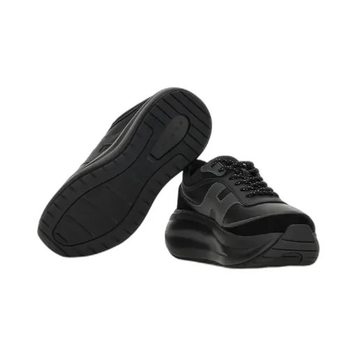H696 Sneakers